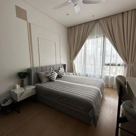 Bunga Suite At Lucentia Bbcc Kuala Lumpur Exterior photo